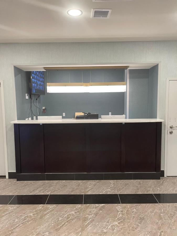 Magna Hotel Jfk Airtrain New York Exterior photo